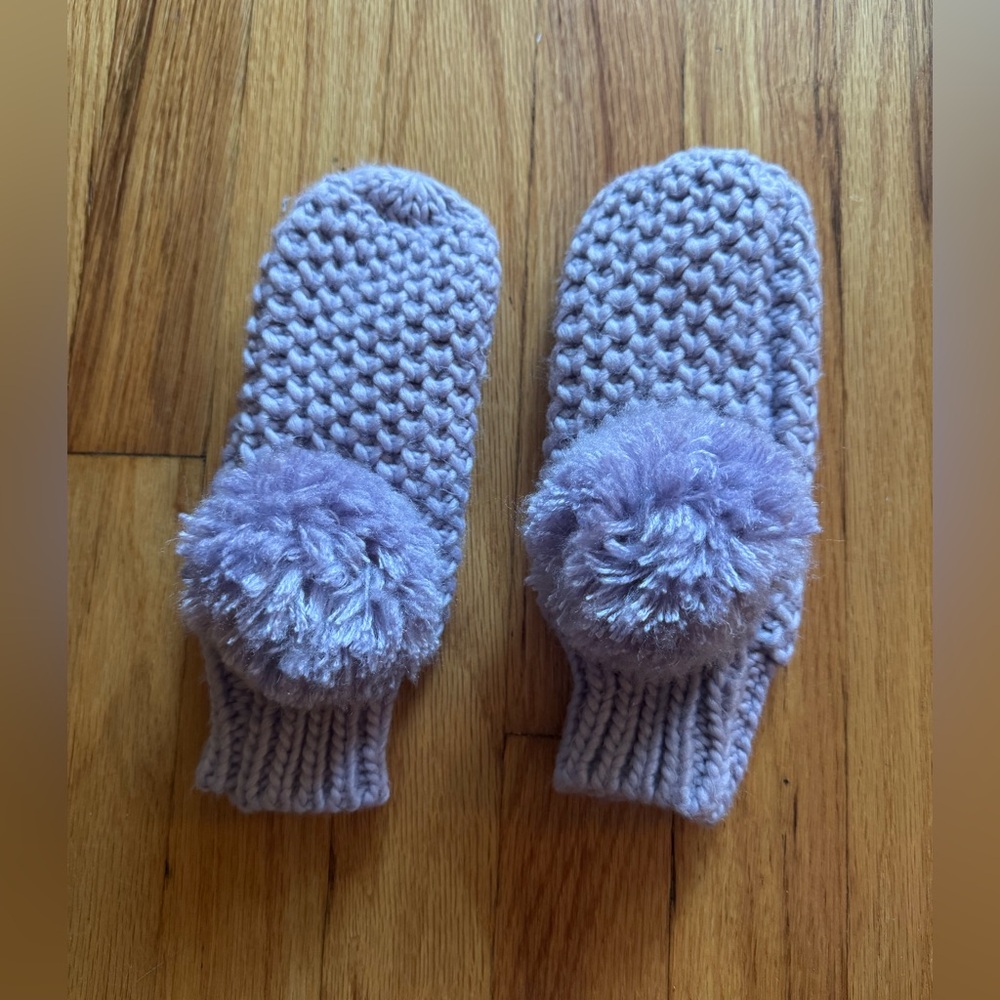 Lavender pom pom mittens